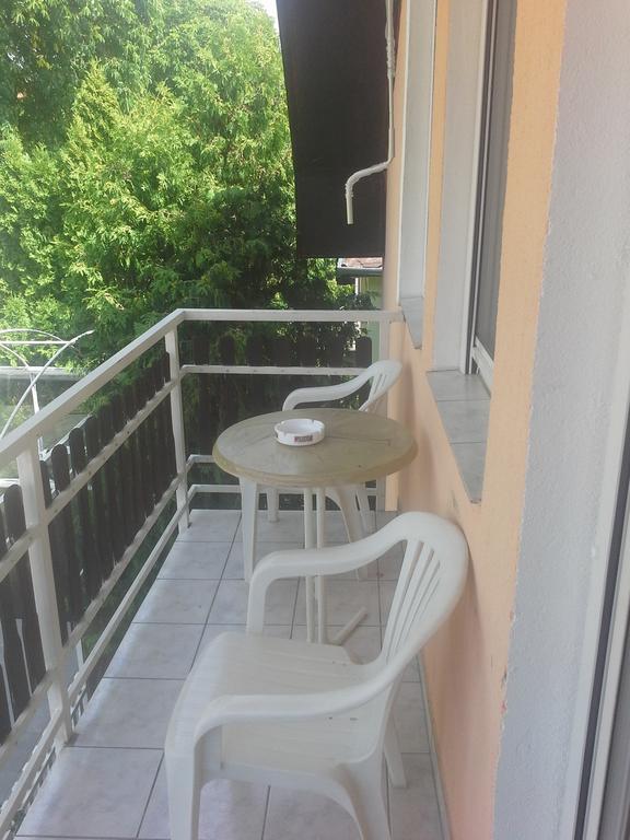 Friends Villa Apartments Hévíz Eksteriør billede