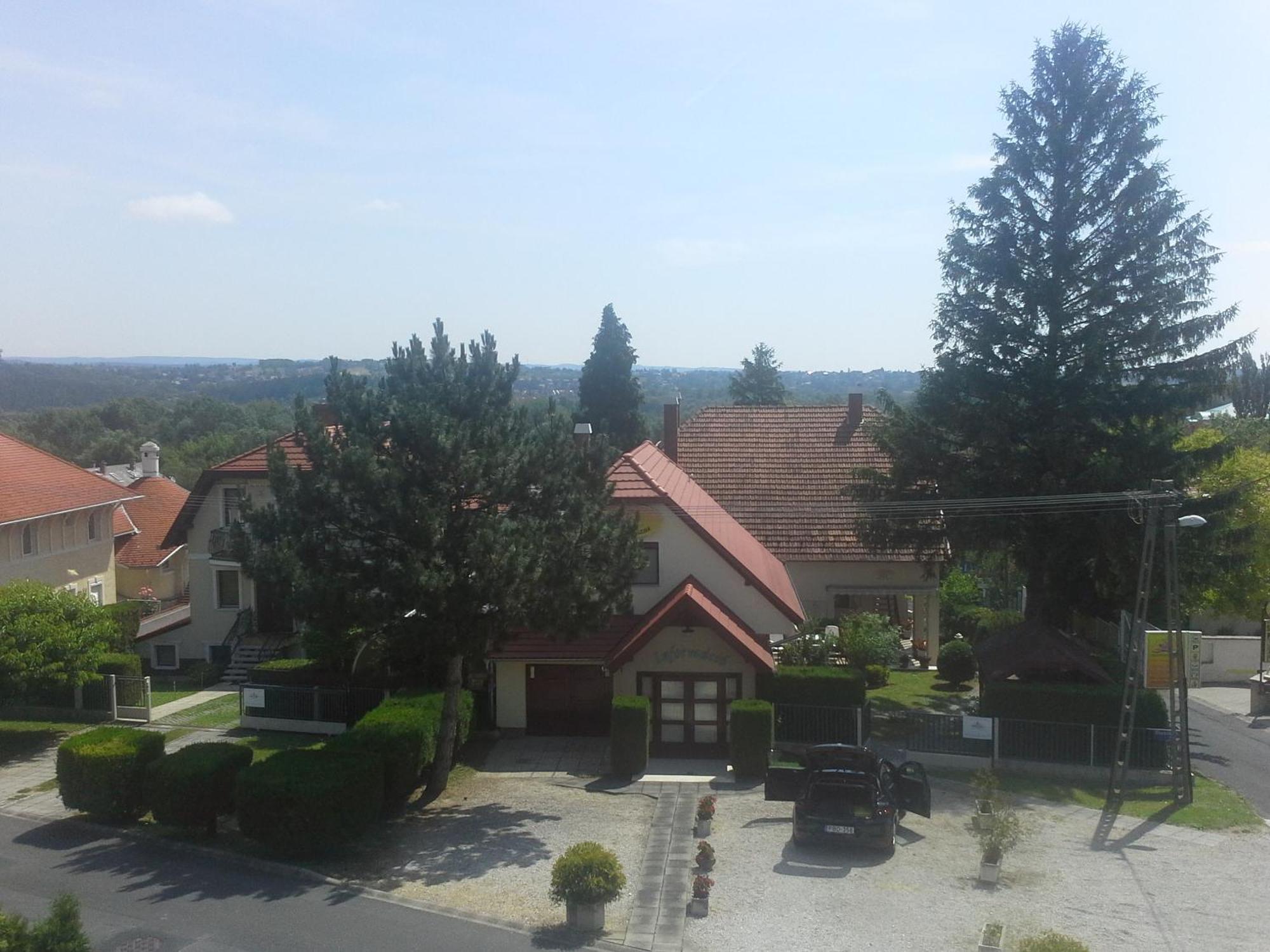 Friends Villa Apartments Hévíz Eksteriør billede