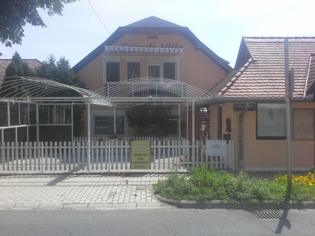 Friends Villa Apartments Hévíz Eksteriør billede