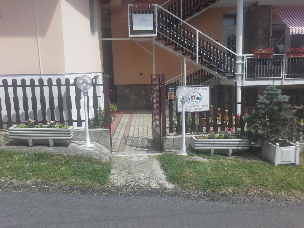 Friends Villa Apartments Hévíz Eksteriør billede