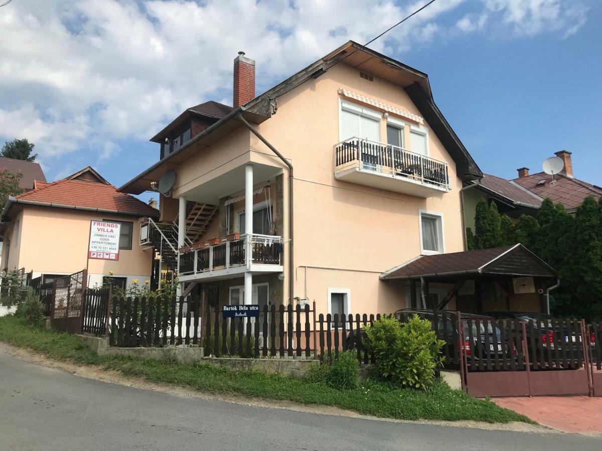 Friends Villa Apartments Hévíz Eksteriør billede